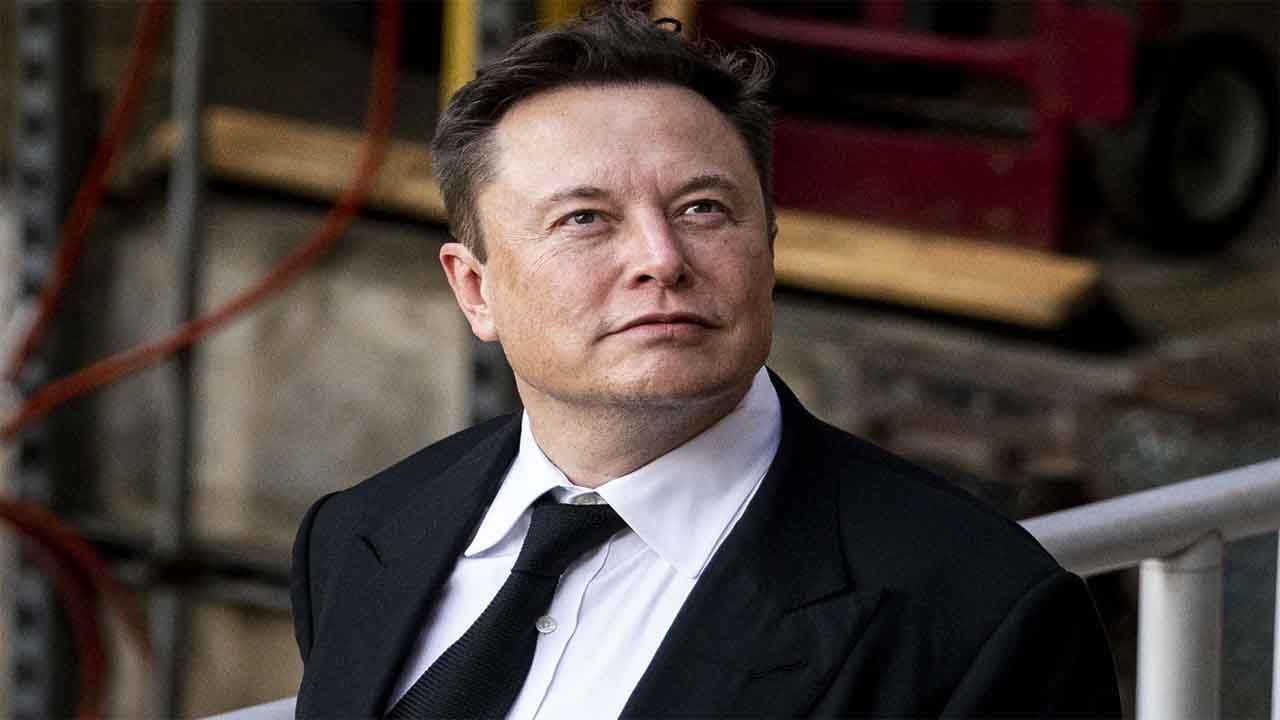 Elon Musk: మళ్లీ కరోనా బారినపడిన టెస్లా సీఈవో ఎలాన్‌ మస్క్‌