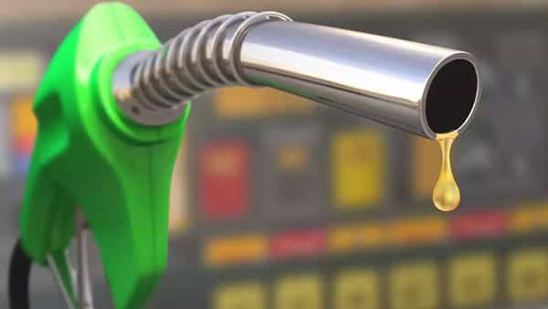 Fuel Prices: భారీగా పెట్రోల్ ధరల పెంపు.. ఆ దేశ చరిత్రలోనే తొలిసారి.. ఎక్కడంటే