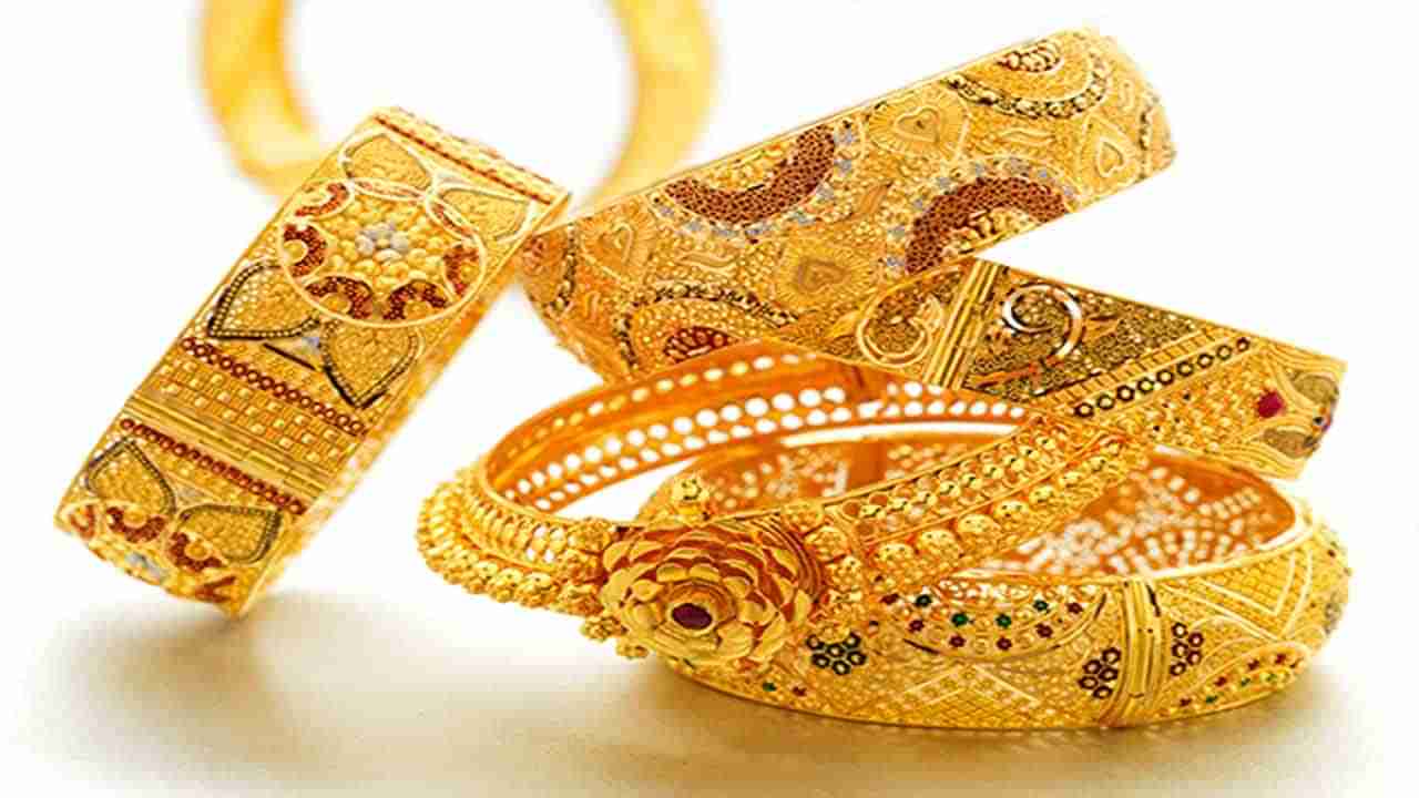 Gold Silver Price Today: మహిళలకు గుడ్‌న్యూస్‌.. భారీగా తగ్గిన బంగారం, వెండి ధరలు