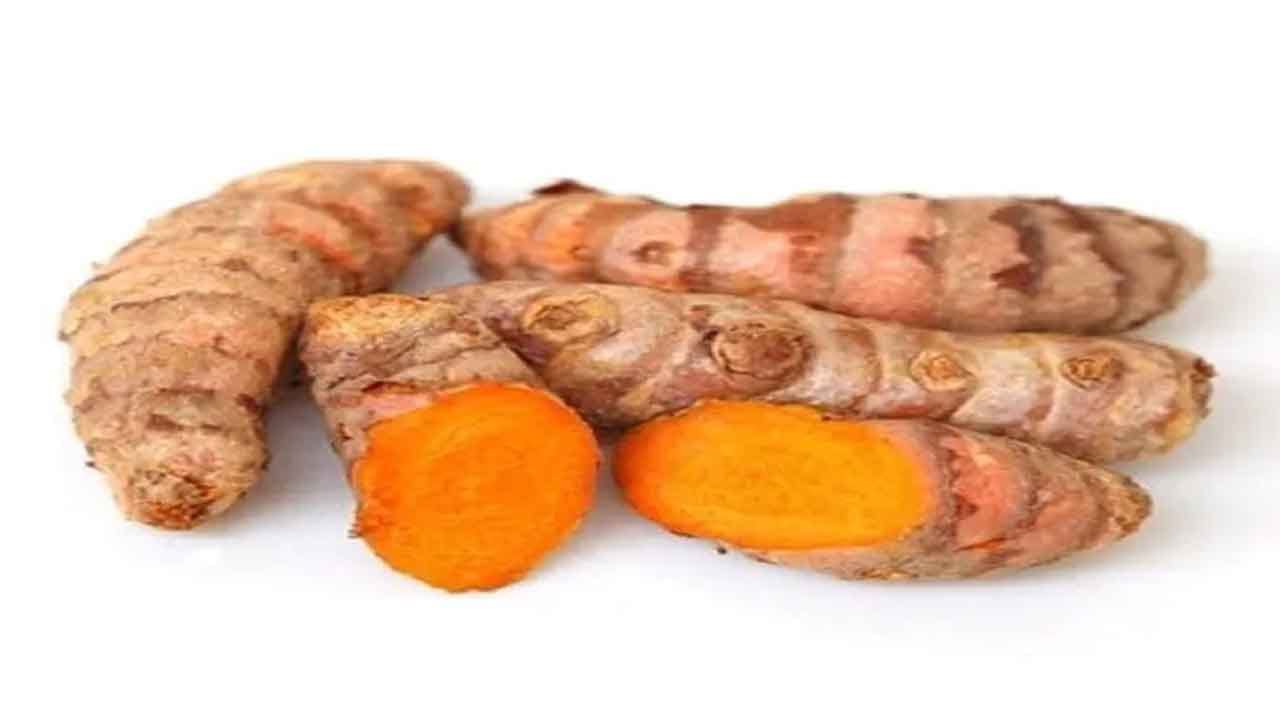 GreenTurmeric పచ్చి పసుపులో అద్భుత ఔషధ గుణాలు.. చర్మ సమస్యలని