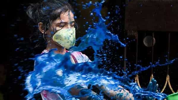 Holi 2022: హోలీ తర్వాత దేశంలో కోవిడ్ నాలుగో వేవ్ రానుందా? నిపుణులు ఏం చెబుతున్నారు..