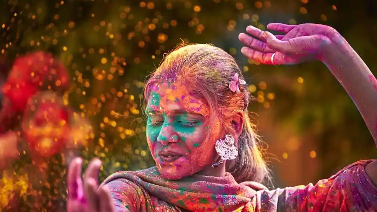 Holi 2022: హోలీ రంగుల నుంచి కళ్లను కాపాడుకోవాలనుకుంటే.. ఈ 4 చిట్కాలను అనుసరించండి..