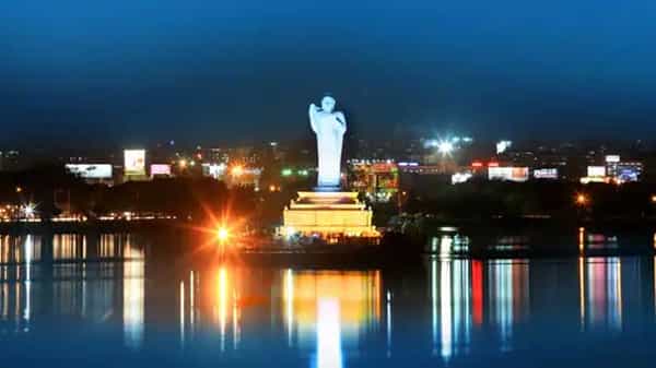 Hyderabad: హైదరాబాద్ ప్రజలకు అదిరిపోయే శుభవార్త.. ప్రజలకు అందుబాటులోకి మరో..
