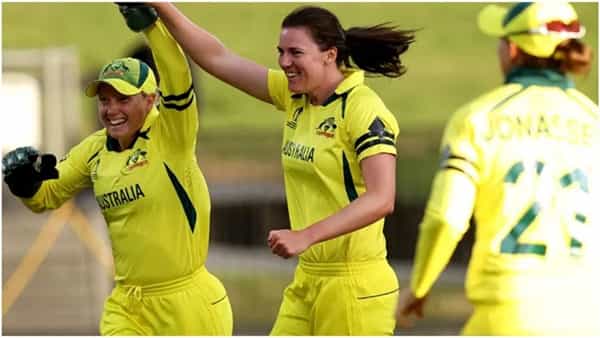 ICC Women World Cup 2022: చివరి ఓవర్లో హైడ్రామా.. థ్రిల్లింగ్ మ్యాచ్లో ఇంగ్లండ్ను చిత్తు చేసిన ఆస్ట్రేలియా