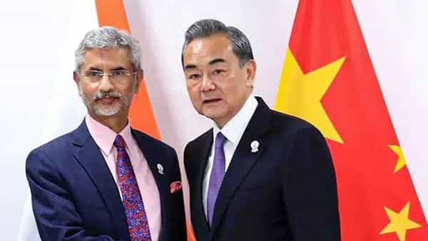 India-China: లడఖ్లో ప్రతిష్టంభన తర్వాత తొలిసారిగా ఢిల్లీకి చైనా విదేశాంగ మంత్రి.. మరికాసేపట్లో కేంద్రమంత్రితో భేటీ