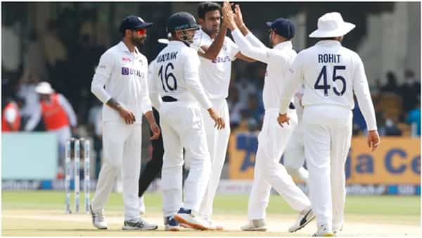 IND vs SL: భారత్, శ్రీలంక పింక్బాల్ టెస్ట్పై ఐసీసీ అసంతృప్తి.. బిలో యావరేజ్ అంటూ..