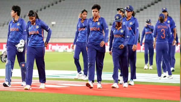 Womens World Cup 2022: టీమిండియాను వెంటాడిన దురదృష్టం.. ఇక సెమీస్కు అర్హత సాధించాలంటే..