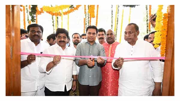 Hyderabad: 6 నెల్లపాటు సినిమాలు తక్కువగా చూడమంటున్న మంత్రి కేటీఆర్! ఎందుకో తెలుసా..