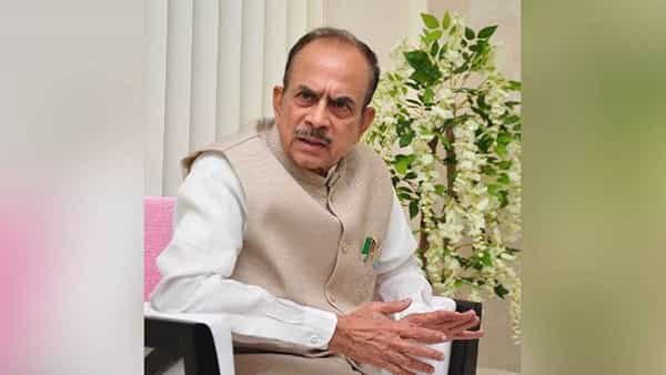 Bodhan Issue: బోధన్ సంఘటనపై డిజిపి, కమీషనర్ లతో మాట్లాడిన హోం మంత్రి మహమూద్ అలీ..