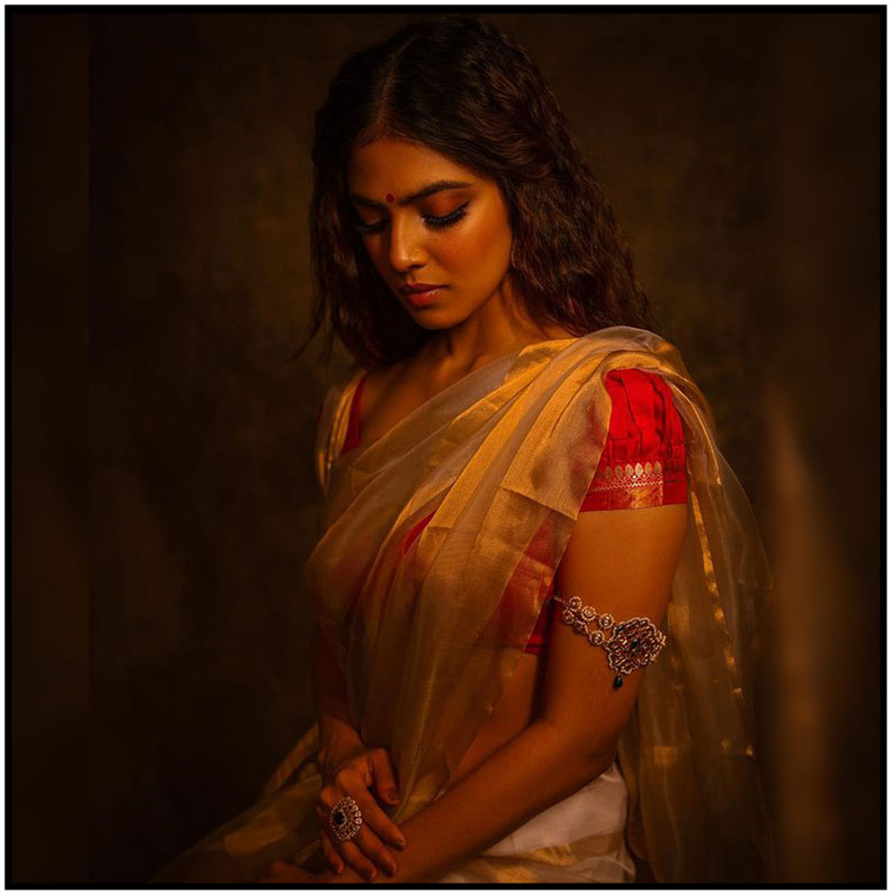 Malavika Mohanan New Photos. Credit by:Malavika Mohanan/Instagram