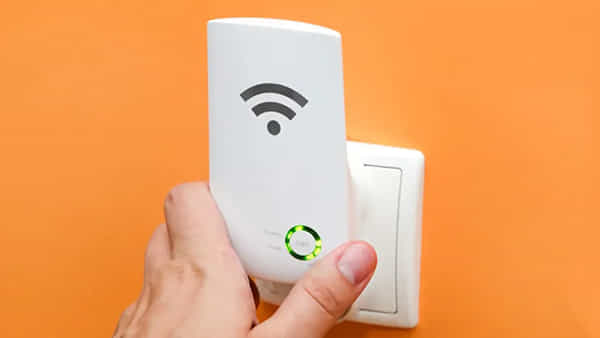Wi-Fi Repeater: వైఫై రూటర్కు ధీటుగా Wi-Fi రిపీటర్.. అది ఎలా పనిచేస్తుందో తెలుసుకోవాలని ఉందా..