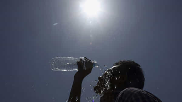 High Temperature: వెదర్ అలర్ట్.. నిప్పుల కుంపటిలా నల్గొండ.. దేశంలోనే అత్యధిక ఉష్ణోగ్రత నమోదు