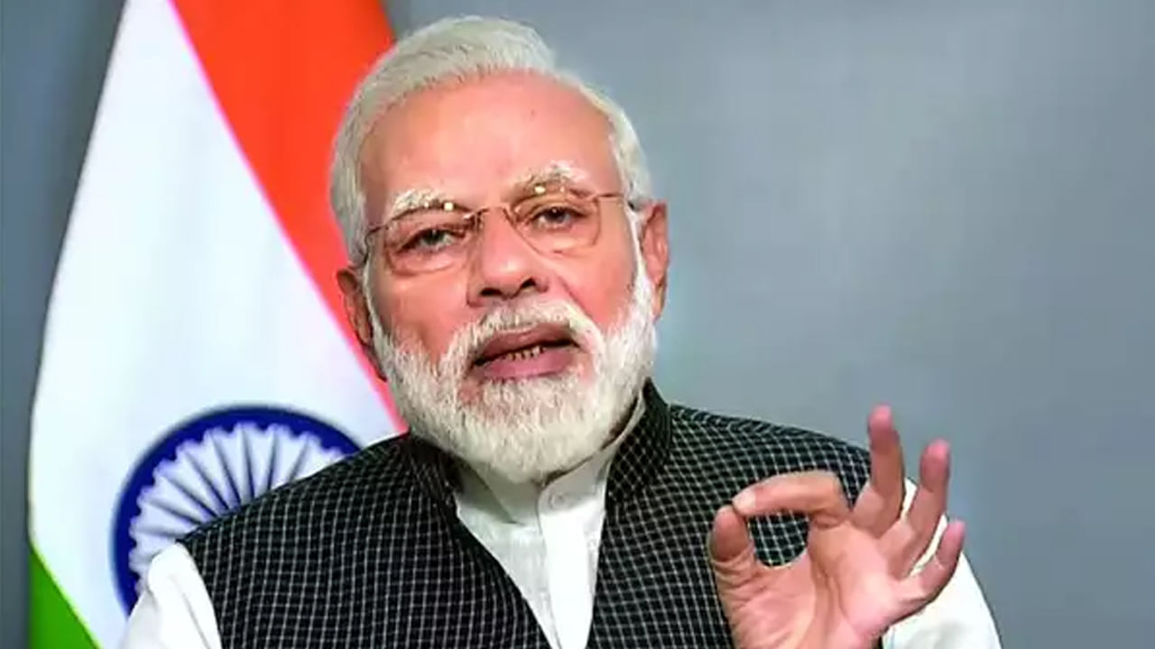 Prime Minister Narendra Modi: దేశ ప్రజలను అప్రమత్తం చేసిన ప్రధాని.. కరోనాపై కీలక వ్యాఖ్యలు