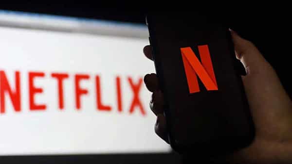 Netflix: నెట్ఫ్లిక్స్ అకౌంట్ షేరింగ్ చేసుకుంటున్నారా.. అయితే డబ్బులు చెల్లించాల్సిందే..