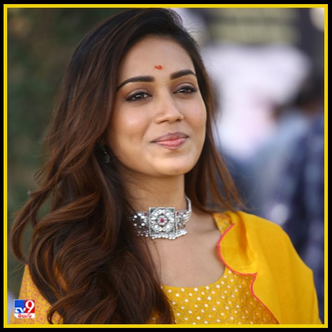 Nivetha Pethuraj New Photos. Credit by:Nivetha Pethuraj/Instagram