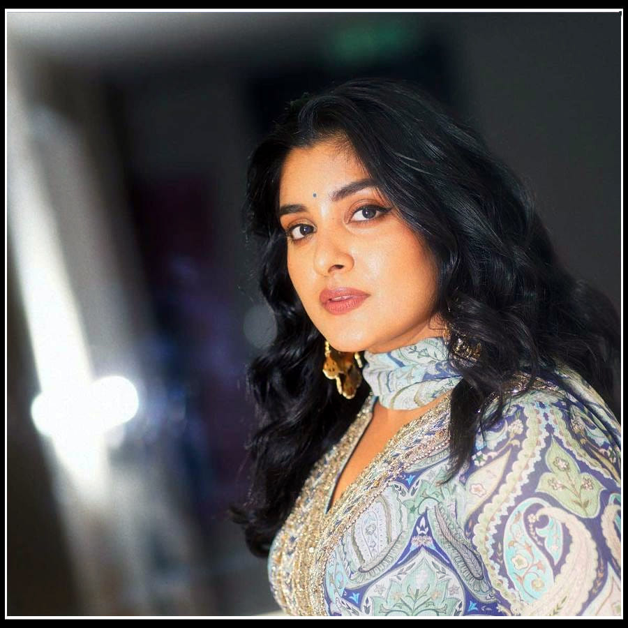 సోషల్ మీడియాలో ఆకట్టుకుంటున్న నివేదా థామస్..