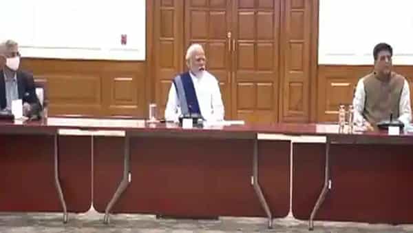 Russia Ukraine War: ఉక్రెయిన్లో కొనసాగుతున్న రష్యా విధ్వంసం.. ఉన్నతాధికారులతో ప్రధాని మోడీ కీలక సమీక్ష