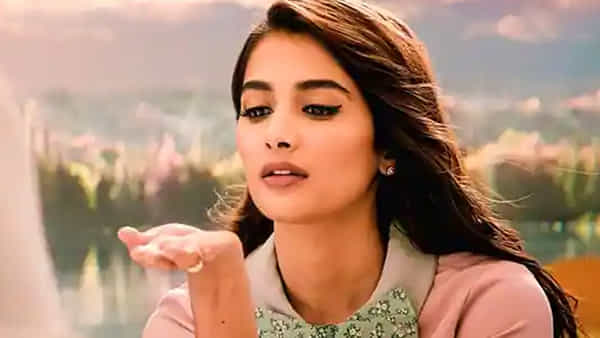 Pooja Hegde: బ్యాక్ టు బ్యాక్ సినిమాలు లైన్లో పెడుతున్న బుట్టబొమ్మ.. మరోసారి ఆ కుర్ర హీరోతో..