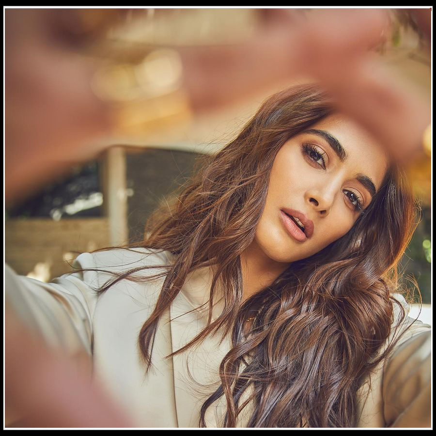 ఫుల్ జోరు మీద ఉన్న పూజ హెగ్డే..