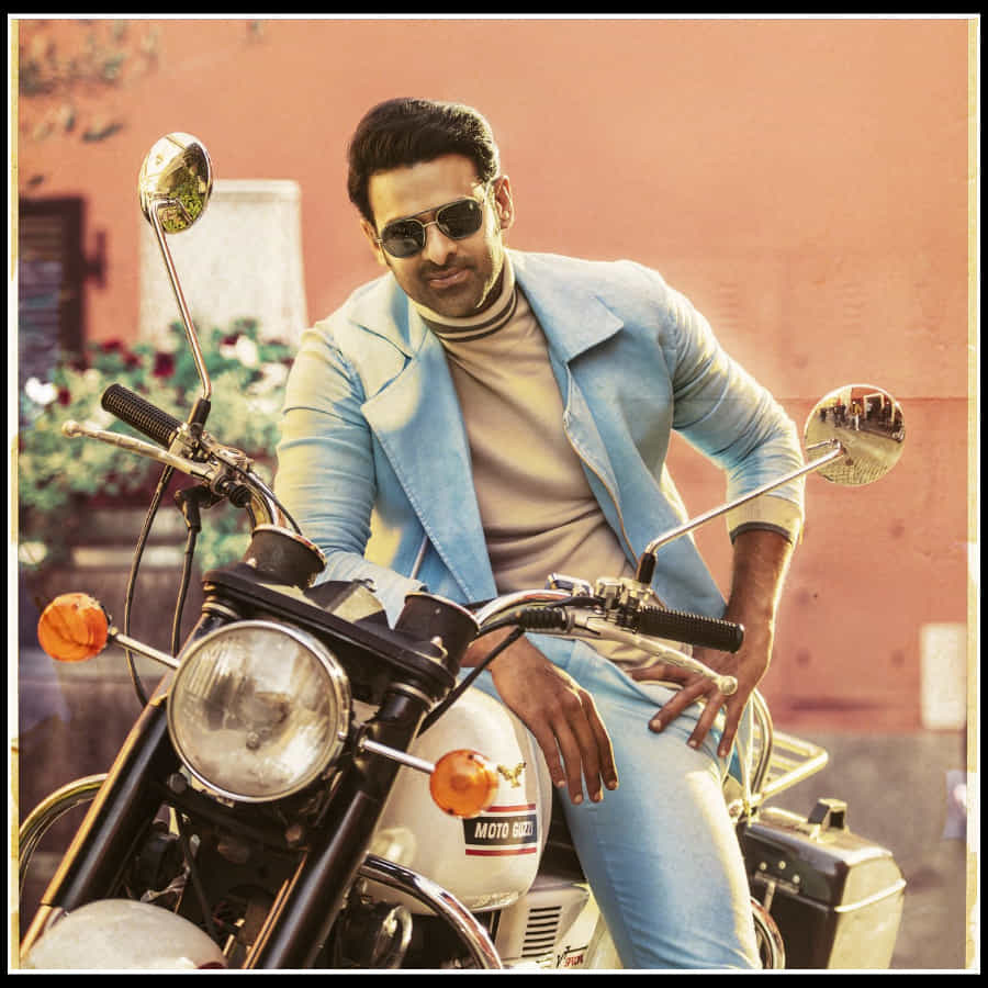 ప్రభాస్ ఫ్యాన్స్ కోసం రాధేశ్యామ్ నుంచి పోస్టర్స్
