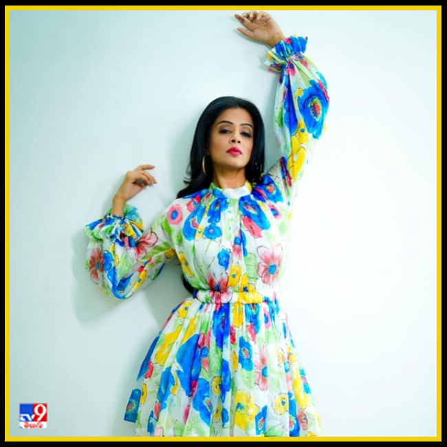 Priyamani New Photos. Credit by:Priyamani/Instagram