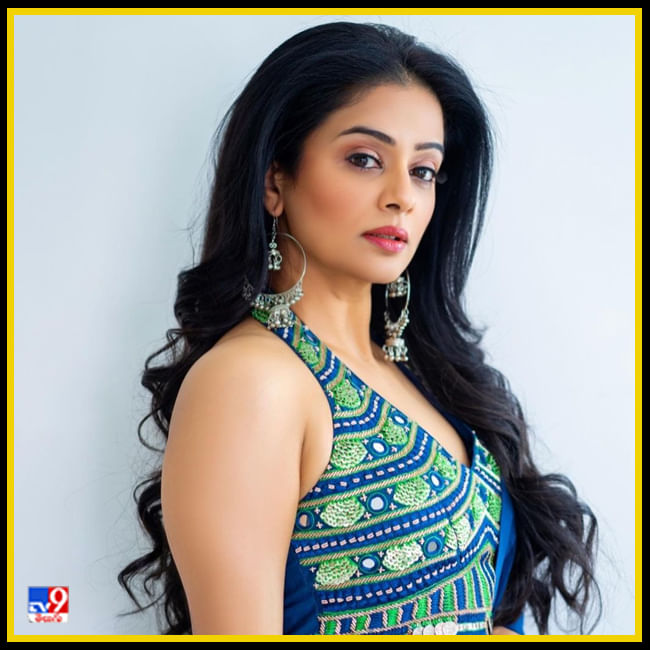 Priyamani New Photos. Credit by:Priyamani/Instagram