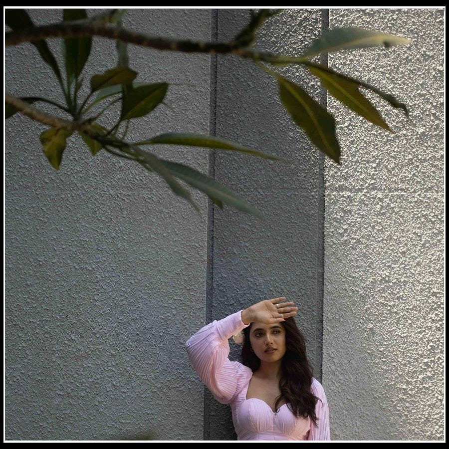 బొమ్మలా మైమరిపిస్తున్న ప్రియాంక మోహన్ ఫొటోస్..