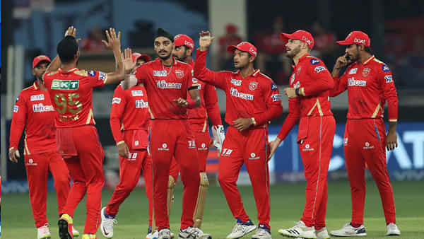 IPL 2022: పంజాబ్ కింగ్స్కు షాక్.. ప్రారంభ మ్యాచ్లకు దూరం కానున్న ఆ స్టార్ ఆటగాళ్లు..
