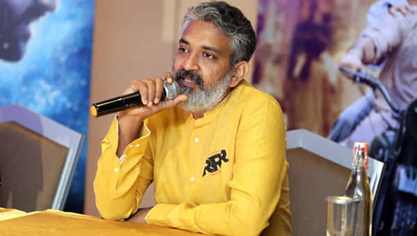 Rajamouli: ఆ లక్షణం ఉంటే ఏ సినిమా అయినా సరిహద్దులు చెరిపేయగలదు.. పాన్ ఇండియా సినిమాలపై రాజమౌళి కామెంట్స్.