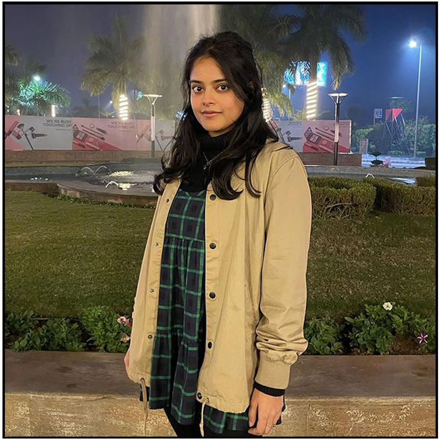 Riddhi Kumar New Photos. Credit by:Riddhi Kumar/Instagram