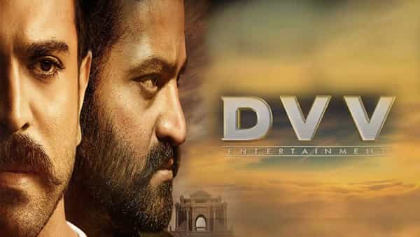 RRR Movie: ఫ్యాన్స్కు స్పెషల్ రిక్వెస్ట్ చేసిన ఆర్ఆర్ఆర్ మేకర్స్.. అలా చేయెద్దంటూ విన్నపం..