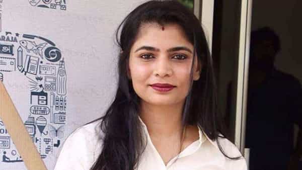 Singer Chinmayi: ప్రధాని కావాలని కోరిన అభిమాని.. అదే వరస్ట్ ప్రపంచంలోనే టఫ్ అంటూ రిప్లై ఇచ్చిన సింగర్..