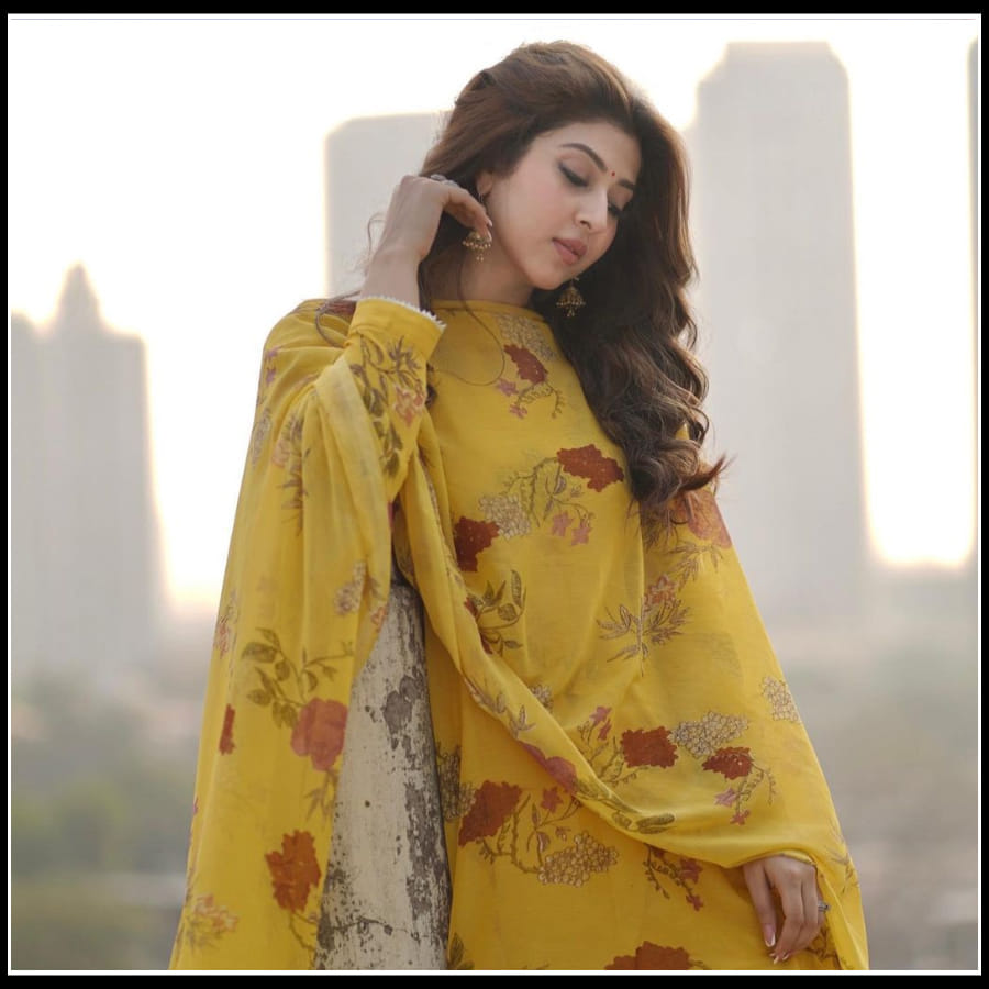 కుర్రకారుకు దగ్గరవుతున్న సోనారిక..