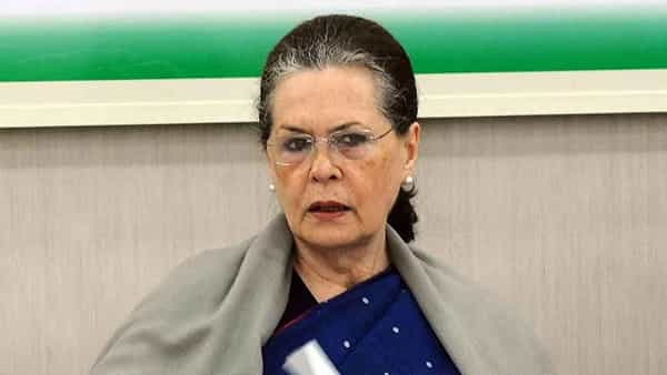Congress: కాంగ్రెస్కు పూర్వవైభవంపై అధినేత్రి దృష్టి.. జీ-23 నేతలతో సోనియాగాంధీ వరుస భేటీలు!