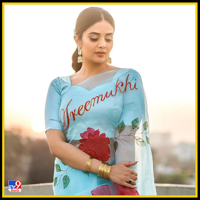 Sreemukhi New Photos. Credit by:Sreemukhi/Instagram