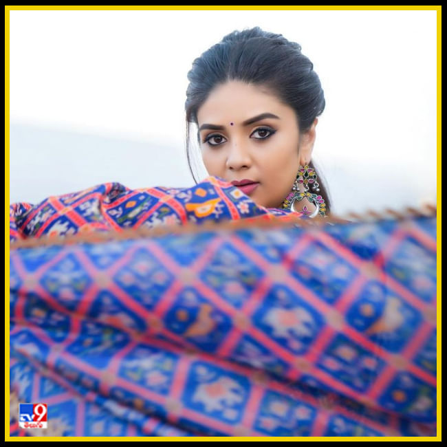 Sreemukhi New Photos. Credit by:Sreemukhi/Instagram