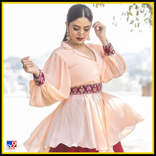 Sreemukhi New Photos. Credit by:Sreemukhi/Instagram