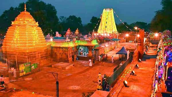 Ugadi 2022: ఉగాది మహోత్సవాలకు సిద్ధమైన శ్రీశైలం.. ఇవాళ్టి నుంచి ఏప్రిల్ 3 వరకు మహోత్సవాలు