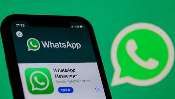 WhatsApp: యూజర్లు చేజారి పోకుండా వాట్సాప్ కొత్త ప్లాన్.. ఇకపై 2 జీబీ ఫైల్ షేర్ చేసుకునే ఛాన్స్.!