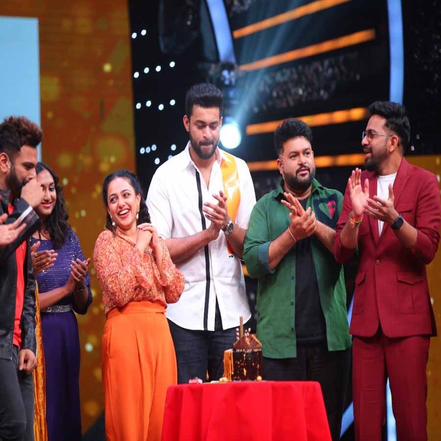 ఈమూవీ తర్వాత మళ్ళీ వీరిద్దరు గుండెజారి గల్లంతయ్యిందే చిత్రంతో ప్రేక్షకుల ముందుకు వచ్చి సక్సెస్ అయ్యారు. ఇటీవల పవర్ స్టార్ పవన్ కళ్యాణ్ సరసన భీమ్లానాయక్ చిత్రంలో నటించి మెప్పించింది,