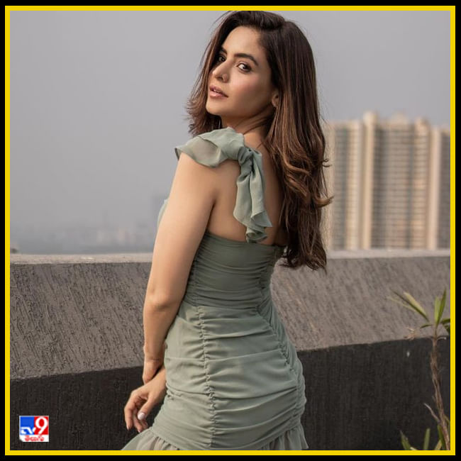 Aamna Sharif New Photos. Credit by:Aamna Sharif/Instagram