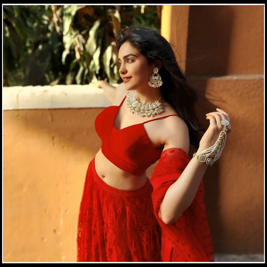 Adah Sharma: ఆదాశర్మ అందాలకు ఫిదా అవ్వని వారు ఎవరైనా ఉంటారా..