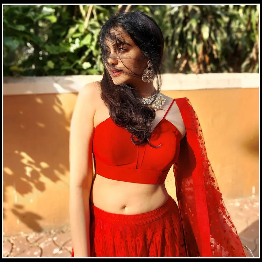 Adah Sharma: ఆదాశర్మ అందాలకు ఫిదా అవ్వని వారు ఎవరైనా ఉంటారా..