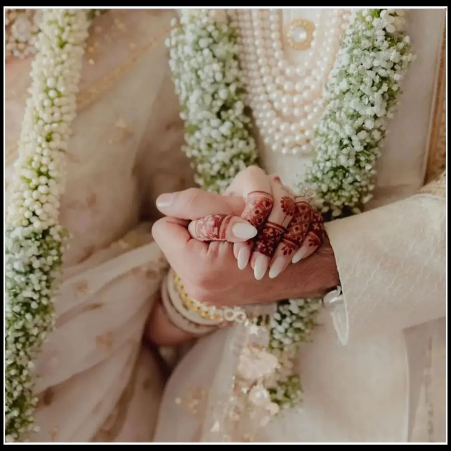 Alia Ranbir Wedding:Alia Ranbir Wedding: రణబీర్-అలియా అన్‌సీన్ ఫోటోలు.. సోషల్ మీడియాలో వైరల్..