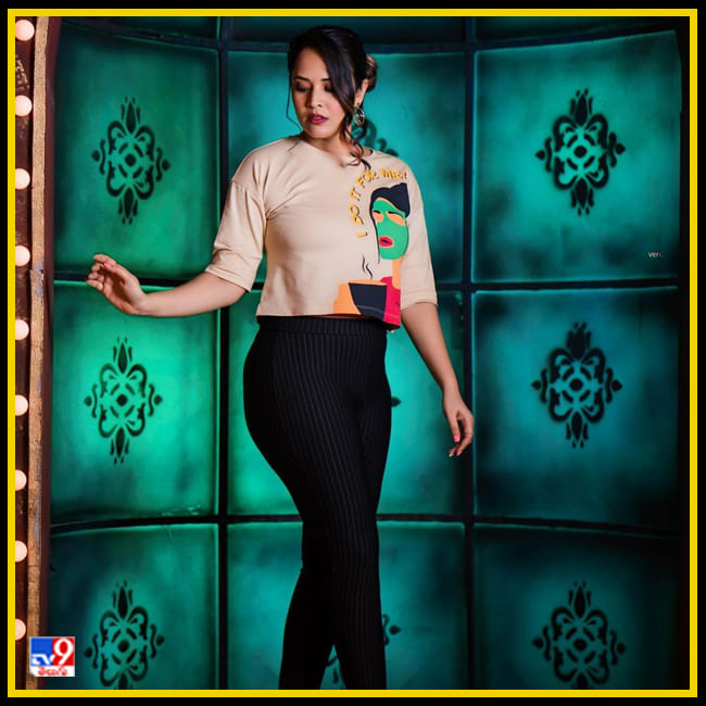 Anasuya Bharadwaj New Photos. Credit by:Anasuya Bharadwaj/Instagram