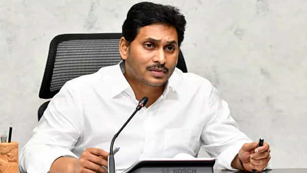 AP CM Jagan: టీడీపీకి ఓటుపై సంచలన కామెంట్స్ చేసిన సీఎం జగన్.. ఇంతకీ ఏమన్నారంటే..