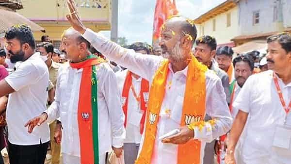Bandi Sanjay: ఇవాళ్టి నుంచి ప్రజా సంగ్రామం.. అలంపూర్ నుంచి బండి సంజయ్ పాదయాత్ర..
