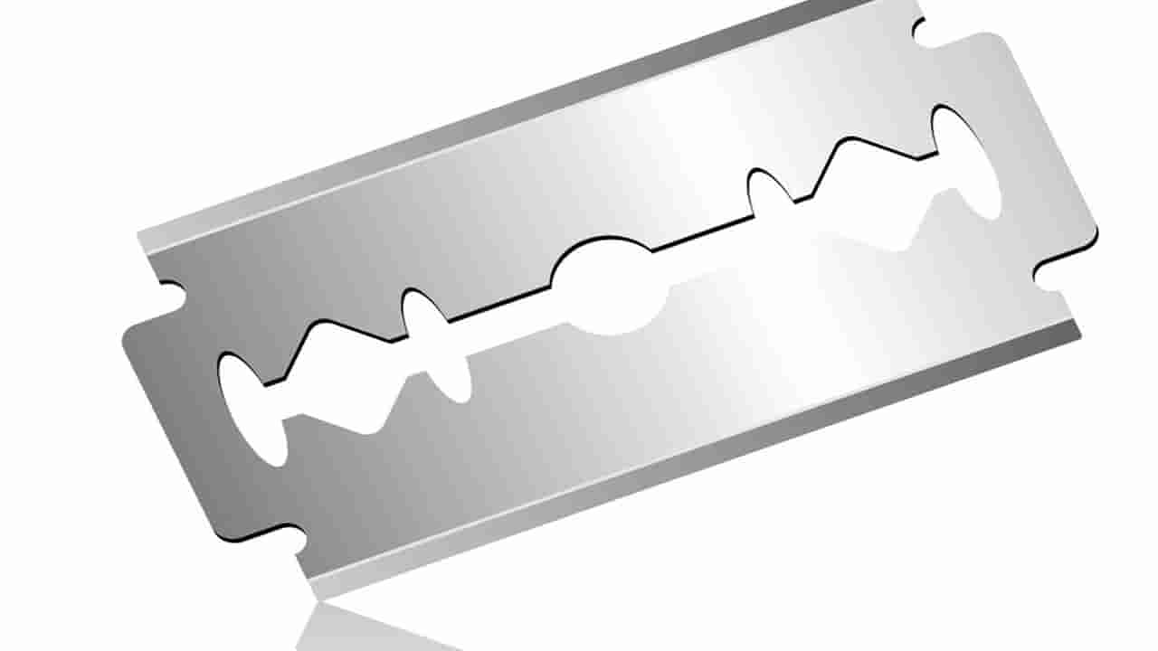 Telangana: వరంగల్ లో మరో పుష్ప.. అక్కడ కత్తి, ఇక్కడ బ్లేడ్