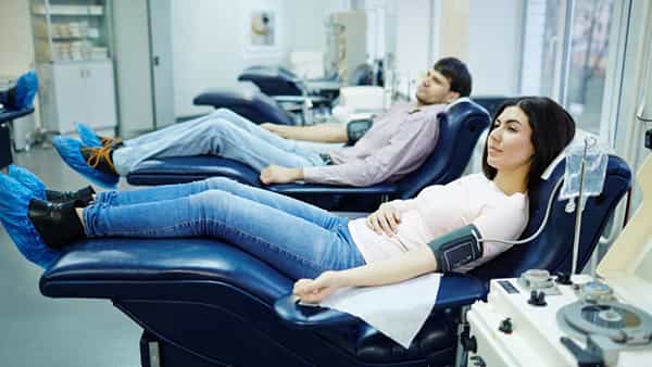 Blood Donations: రెగ్యూలర్గా రక్తదానం చేస్తే మంచిదే.. ఈ విషయాలు తెలిస్తే మీరూ నిజమే అంటారు..!