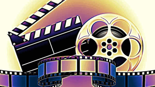 Tollywood : సౌత్ సినిమాలే శరణం అంటున్న బాలీవుడ్.. రీమేక్స్ వెంటపడుతున్న నార్త్ మేకర్స్